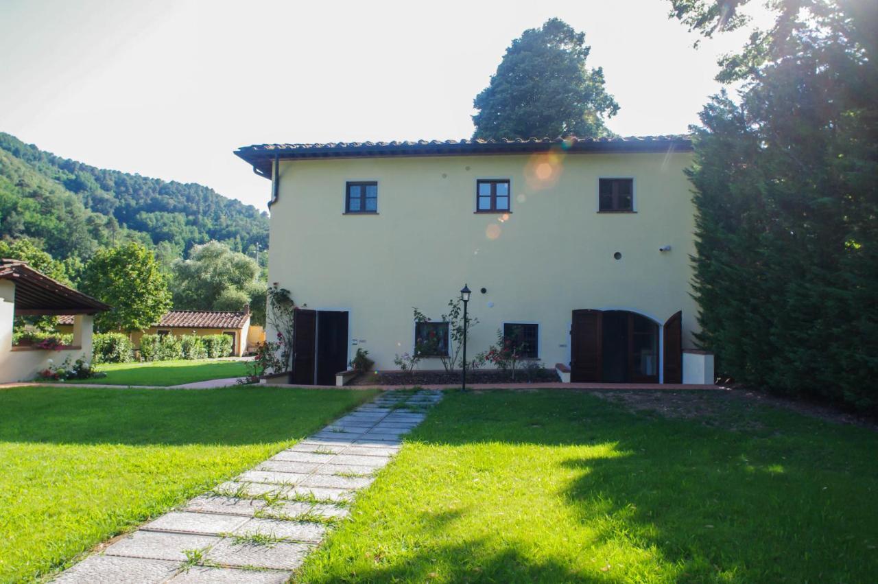 Casale La Fata -Tipico Toscano Immerso Nelle Colline Tra Lucca E Versilia, 6 Appartamenti Indipendenti 卡麦奥雷 外观 照片