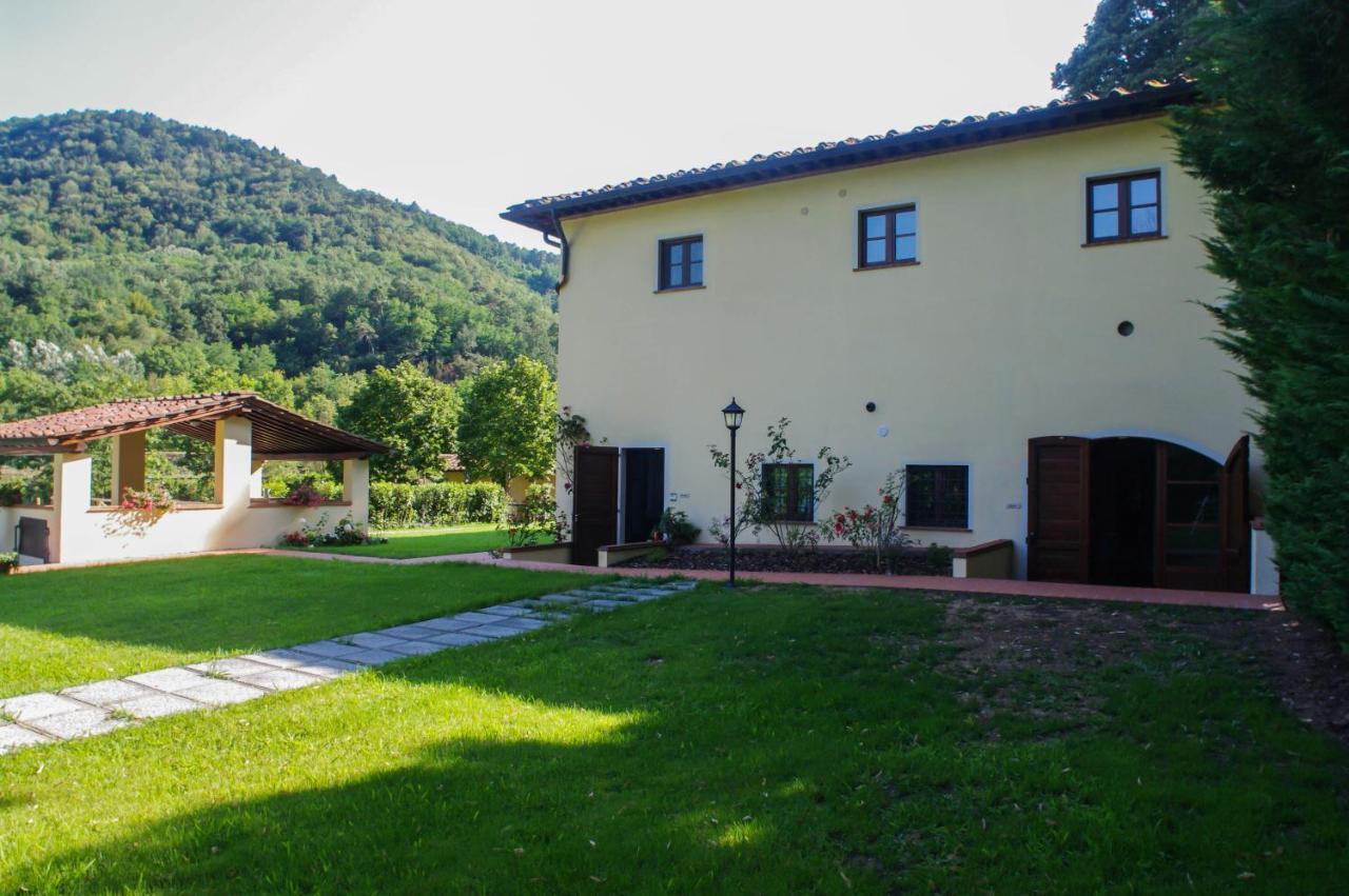 Casale La Fata -Tipico Toscano Immerso Nelle Colline Tra Lucca E Versilia, 6 Appartamenti Indipendenti 卡麦奥雷 外观 照片