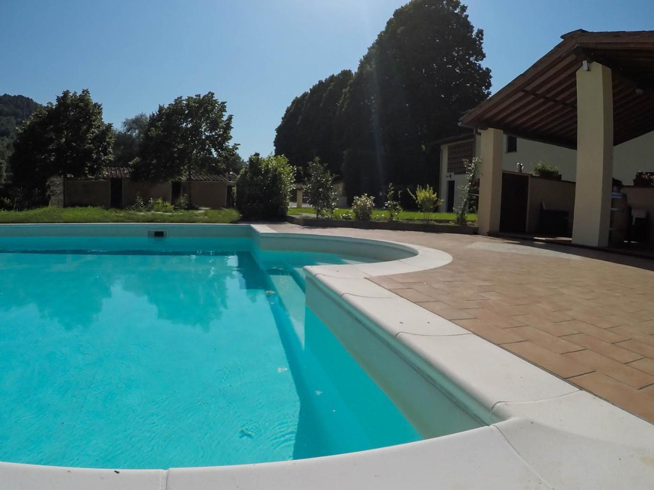 Casale La Fata -Tipico Toscano Immerso Nelle Colline Tra Lucca E Versilia, 6 Appartamenti Indipendenti 卡麦奥雷 外观 照片