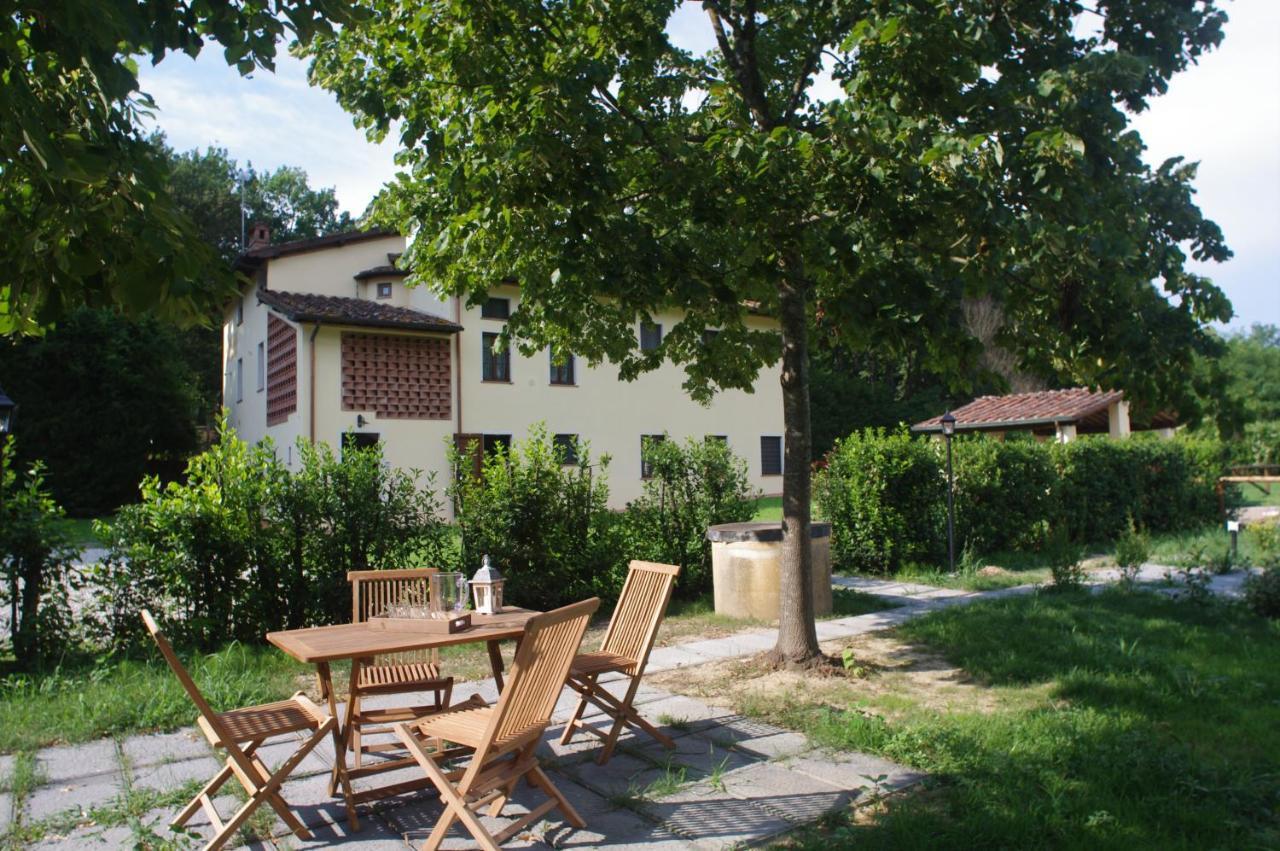 Casale La Fata -Tipico Toscano Immerso Nelle Colline Tra Lucca E Versilia, 6 Appartamenti Indipendenti 卡麦奥雷 外观 照片